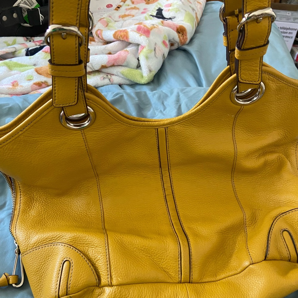 shoulder bag
